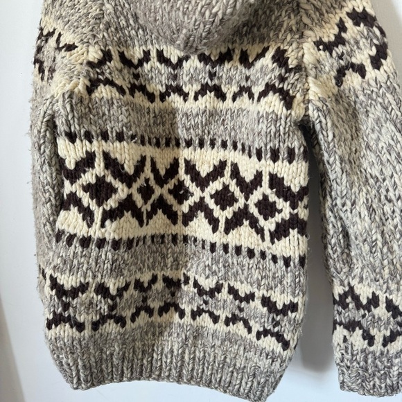Vintage Cowichan Sweater Hooded Chunky Knit Cardigan Cozy Fihserman Unisex Small - Picture 4 of 12